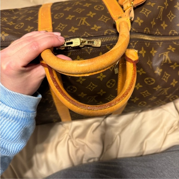 Louis Vuitton🔥 EUC • Keepall 55 (comes with dustbag and luggage tag) - Picture 7 of 12